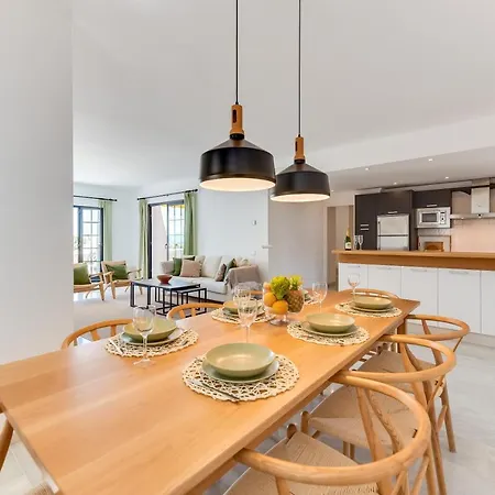 Vacation I Aldea Blanca, Luxury Duplex, Sea View, Walking Distance To Puerto Banus Marbella
