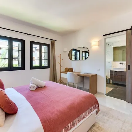 Vacation I Aldea Blanca, Luxury Duplex, Sea View, Walking Distance To Puerto Banus Apartment